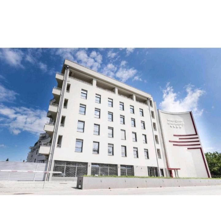Wing Club Dajana Aparthotel Jagodina Esterno foto